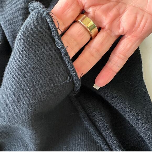 Lovers + Friends Laguna Black Round Neck Long Sleeve Raw Hem Crop Sweater S - Picture 12 of 15